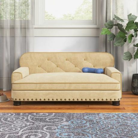Humphery kovos su nerimu sofa