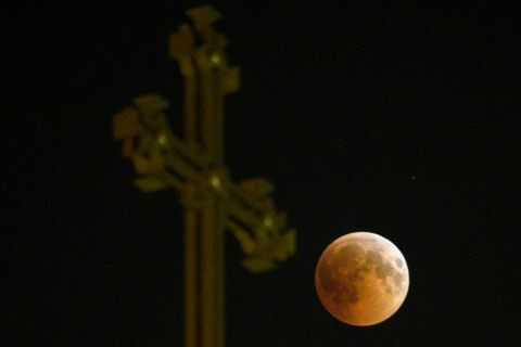 kraujo mėnulio armėnija
