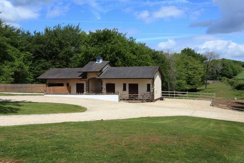 „Kemeys Folly“ - „Coed Y Caerau Lane“ - priestatas - santaupos