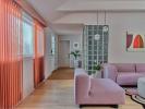 Šiame „Meine Airbnb“ galite įsigyti visų spalvingų baldų ir dekoro