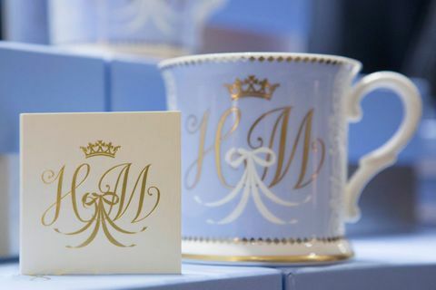 Karališkas vestuvių puodelis