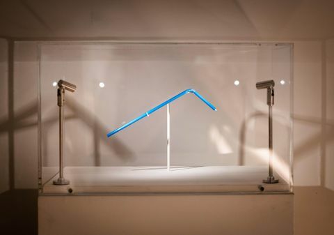 „Ikea's Last Straw“ instaliacija Dizaino muziejuje, Londone - vienkartiniai plastikai