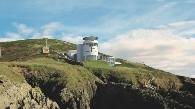 Parduodamas didžiulio dizaino švyturys, Edvardo Šorto, Česilio uolos namas, parduodamas Kroido Šiaurės Devone