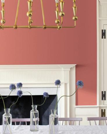 Benjamin Moore spalvų tendencijos 2022 m. laukinė gėlė