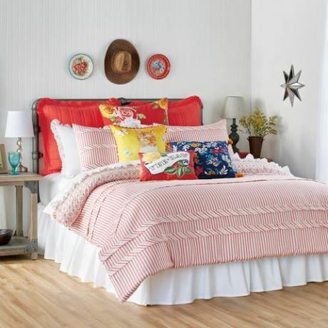 „Ticking Stripe Comforter“