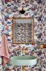 „Peek Inside Framebridge“ generalinė direktorė Susan Tynan spalvingoje Merilando rezidencijoje