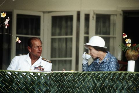 Karalienė Elžbieta ir princas Filipas lankosi Nauru