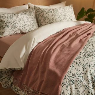 John Lewis & Partners Plain Wool Throw Rosa